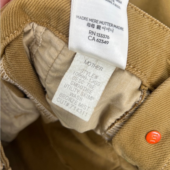 Snacks by Mother The Smoothie Green Utility Skimp Denim Pants in Bronze Mist 26 - Picture 9 of 11